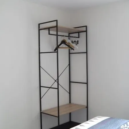 Meuble 2/4 Personnes Дом отдыха Noaillac